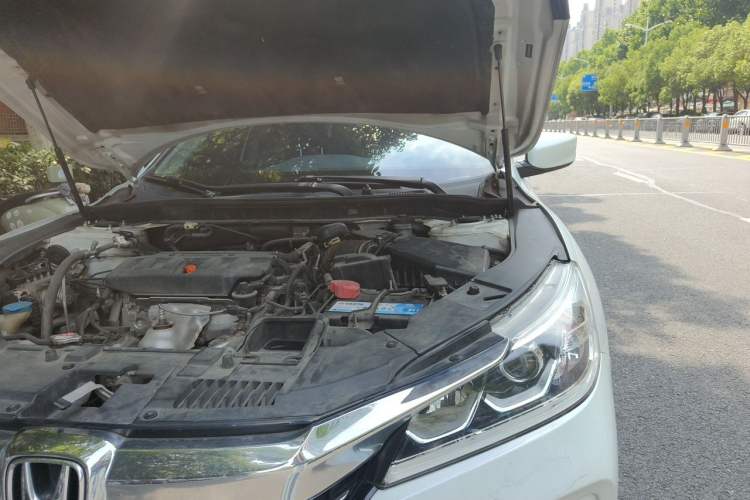 Used Honda Accord 2016 2.0L Elite Edition Engine Bay Left