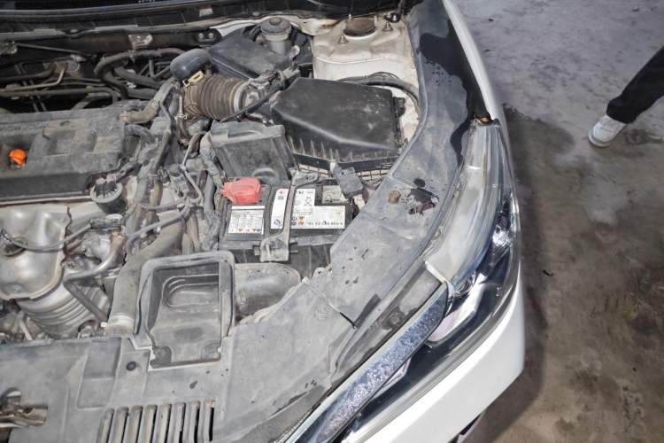Used Honda Accord 2016 2.0L Comfort Edition Engine Bay Left