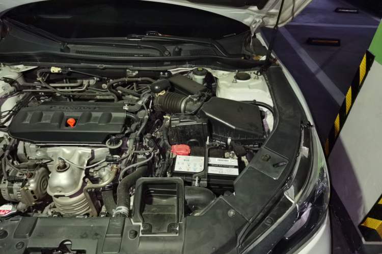 Used Honda Accord 2016 2.0L Comfort Edition Engine Bay Left