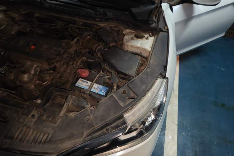 Used Honda Accord 2016 2.0L Comfort Edition Engine Bay Left