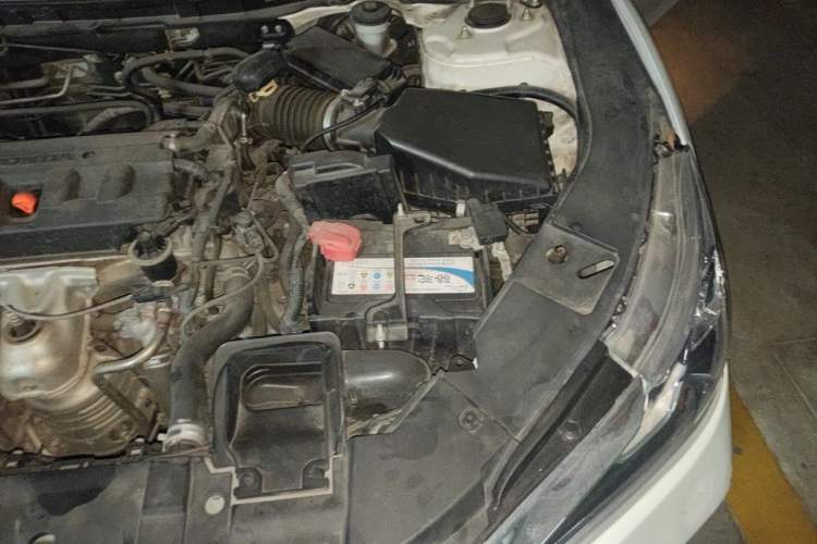 Used Honda Accord 2016 2.0L Comfort Edition Engine Bay Left