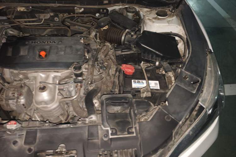 Used Honda Accord 2016 2.0L Comfort Edition Engine Bay Left