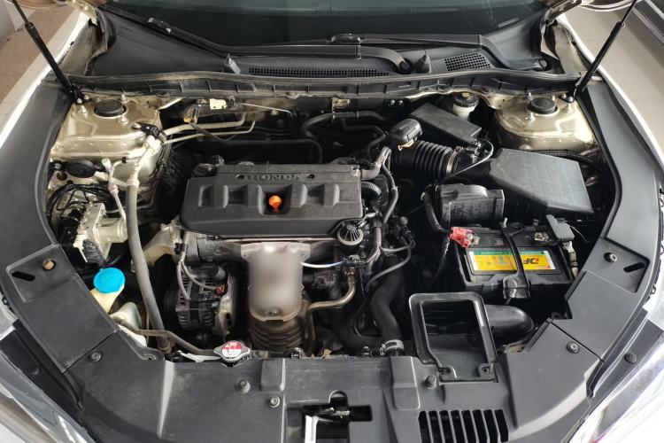 Used Honda Accord 2016 2.0L Comfort Edition Engine Bay