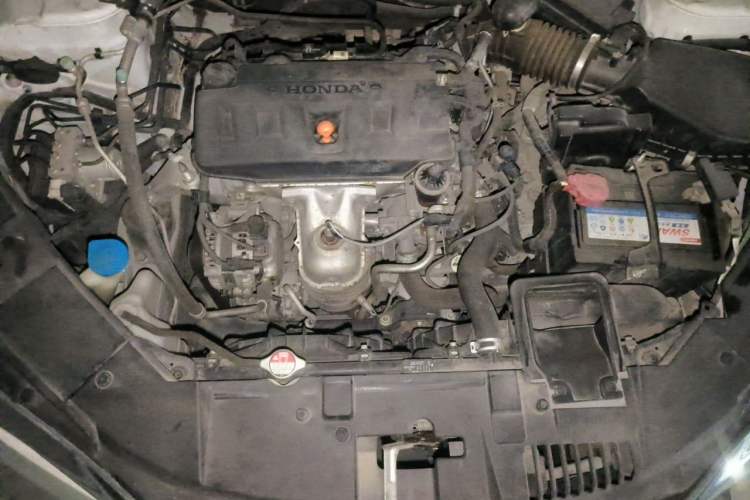 Used Honda Accord 2016 2.0L Comfort Edition Engine Bay