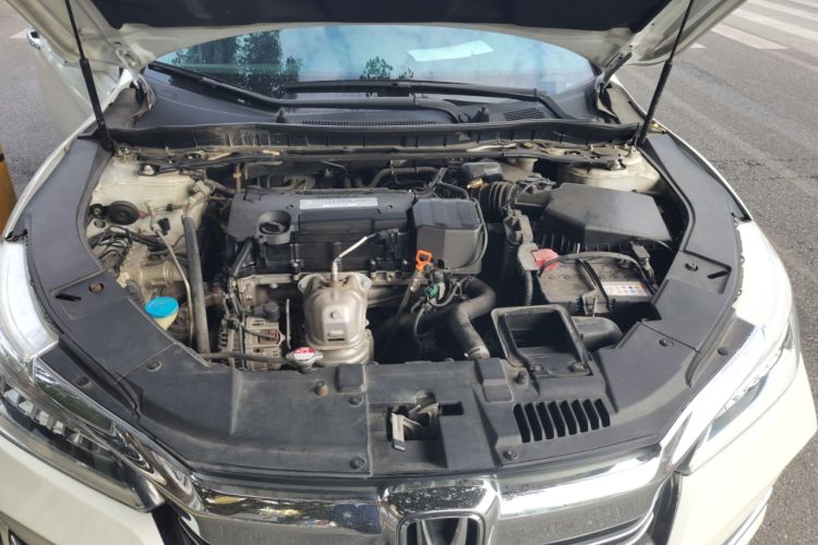 Used Honda Accord 2016 2.4L Luxury Edition Engine Bay