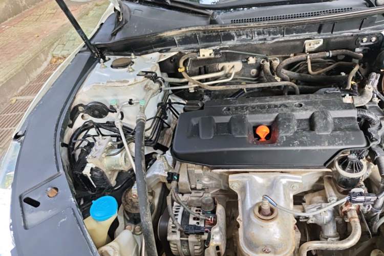 Used Honda Accord 2016 2.0L Comfort Edition Engine Bay Right