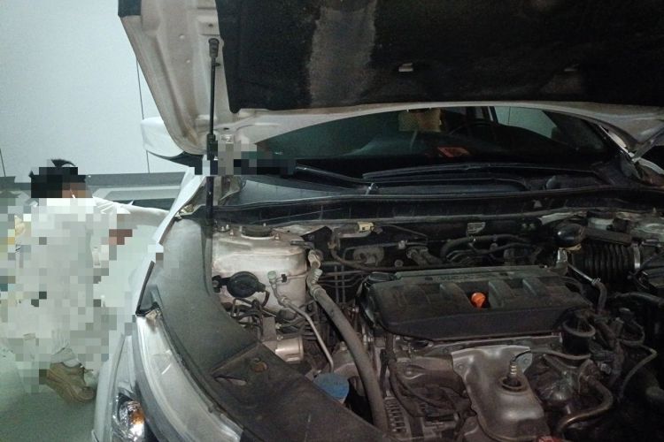 Used Honda Accord 2016 2.0L Elite Edition Engine Bay Right
