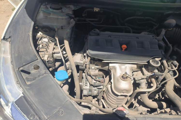 Used Honda Accord 2016 2.0L Luxury Edition Engine Bay Right