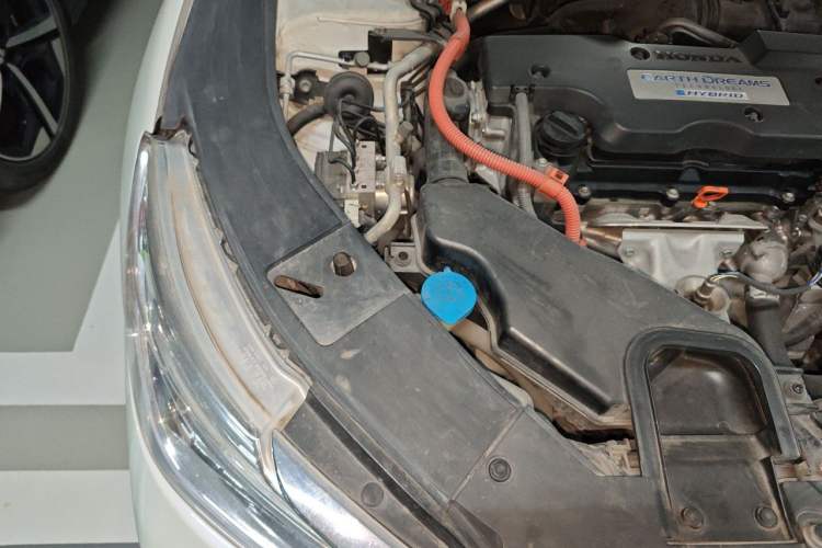 Used Honda Accord 2016 Hybrid 2.0L Sharp Edition Engine Bay Right
