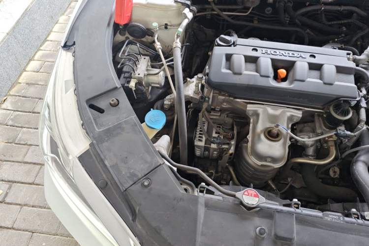 Used Honda Accord 2016 2.0L Comfort Edition Engine Bay Right