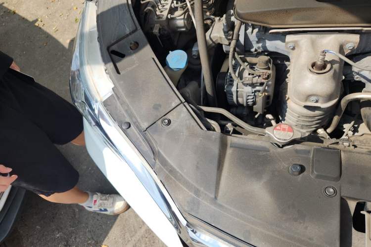 Used Honda Accord 2016 2.0L Elite Edition Engine Bay Right