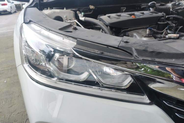 Used Honda Accord 2016 2.0L Elite Edition Engine Bay Right