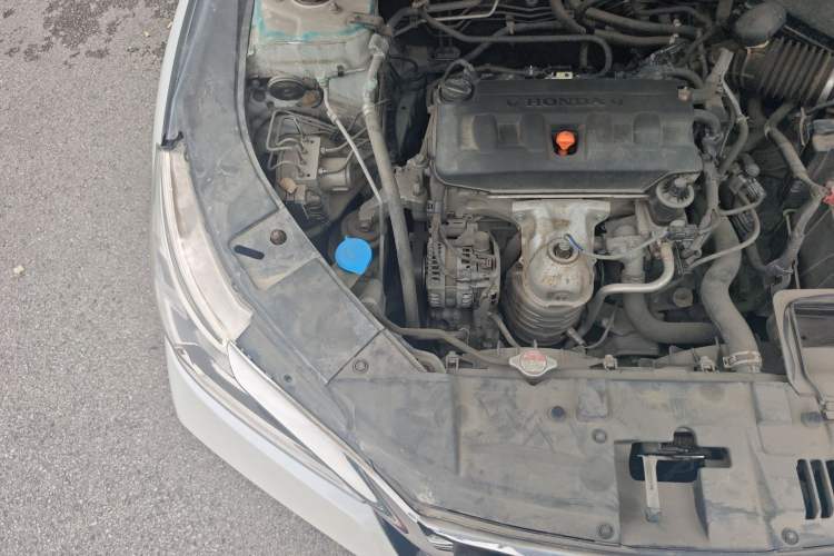 Used Honda Accord 2016 2.0L Comfort Edition Engine Bay Right