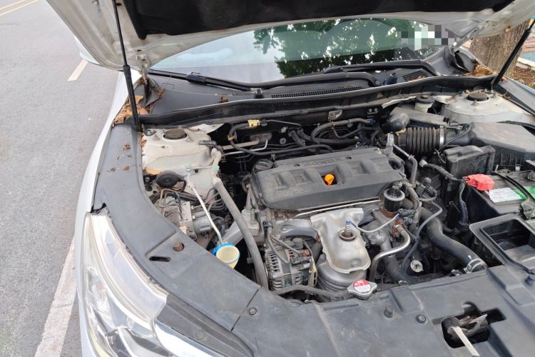 Used Honda Accord 2016 2.0L Comfort Edition Engine Bay Right