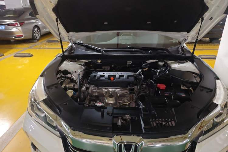 Used Honda Accord 2016 2.0L Elite Edition Engine Bay Right