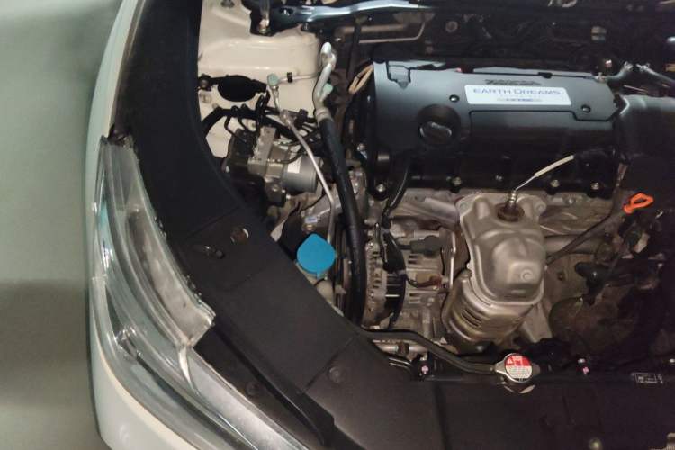 Used Honda Accord 2016 2.4L Zhi Rui Edition Engine Bay Right