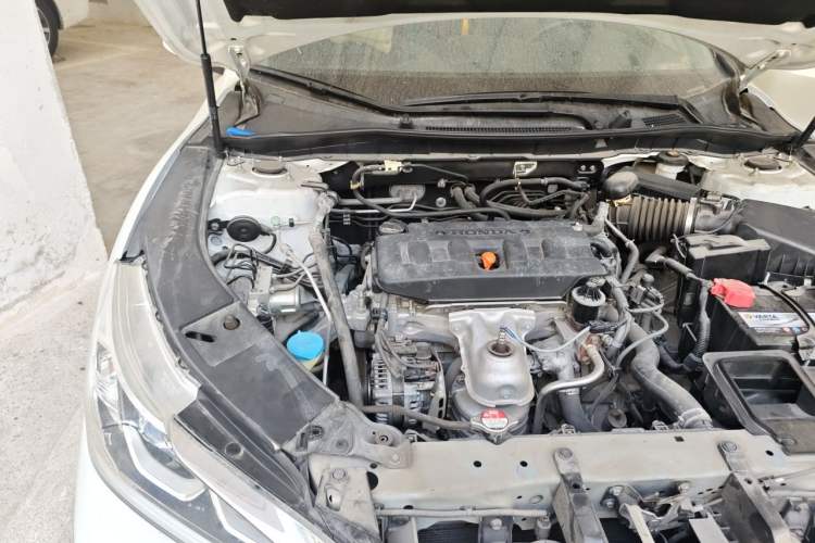 Used Honda Accord 2016 2.0L Comfort Edition Engine Bay Right