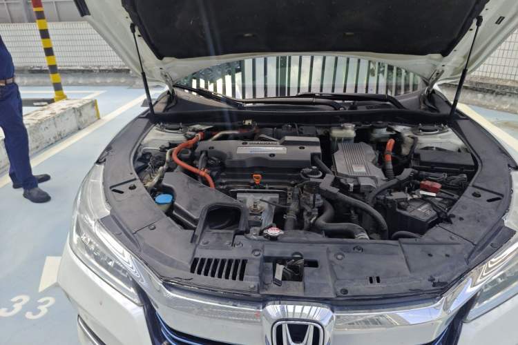 Used Honda Accord 2016 Hybrid 2.0L Rui Ling Edition Engine Bay Right
