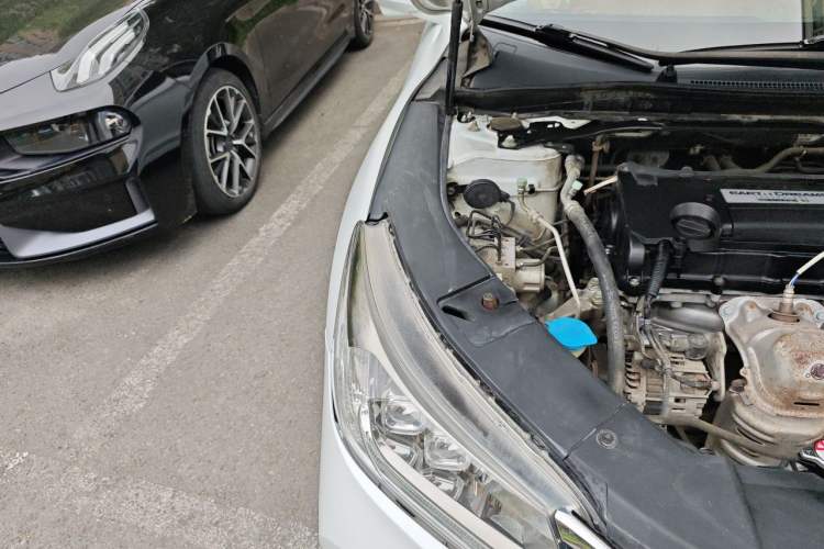 Used Honda Accord 2016 2.4L EX New Year Limited Edition Special Package Engine Bay Right