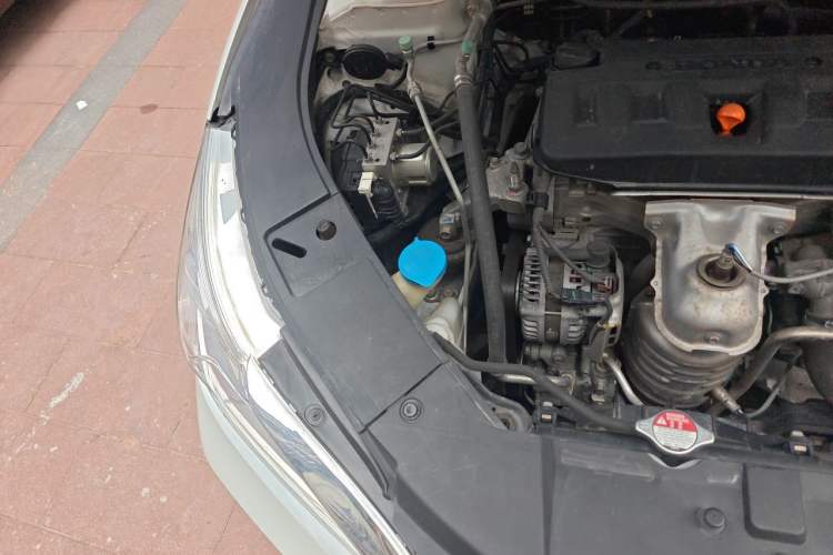 Used Honda Accord 2016 2.0L Comfort Edition Engine Bay Right
