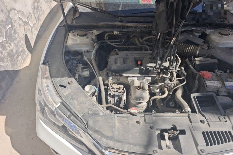 Used Honda Accord 2016 2.0L Elite Edition Engine Bay Right