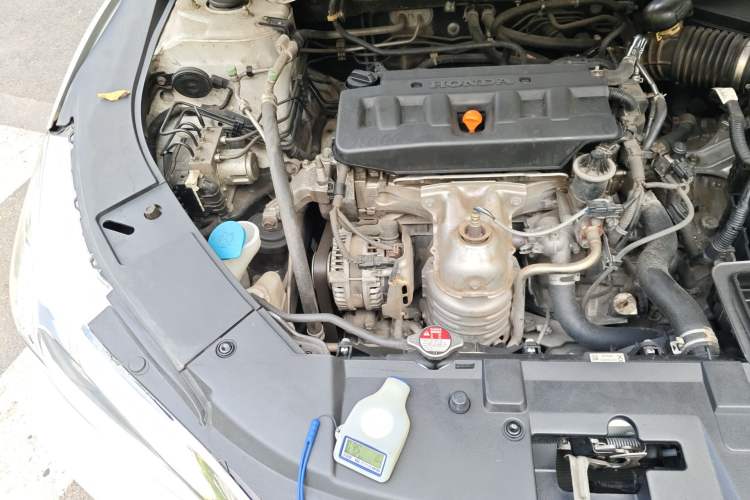 Used Honda Accord 2016 2.0L Comfort Edition Engine Bay Right