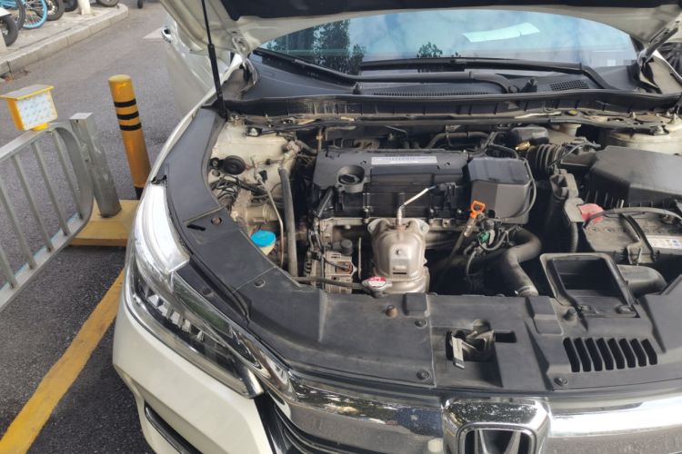 Used Honda Accord 2016 2.4L Luxury Edition Engine Bay Right