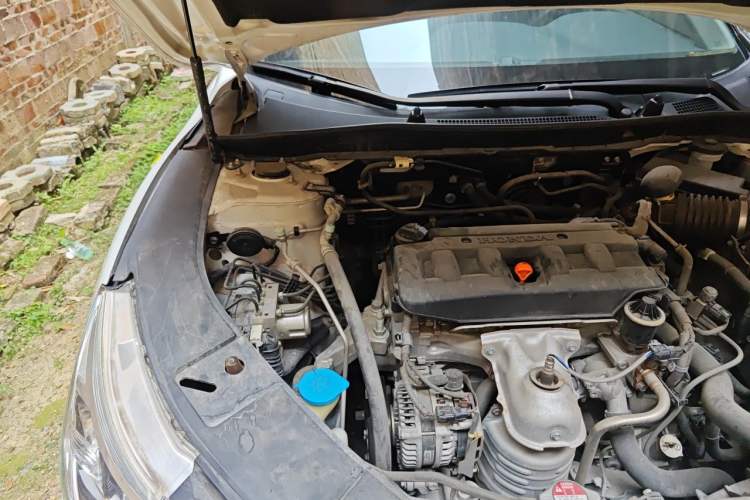 Used Honda Accord 2016 2.0L Luxury Edition Engine Bay Right