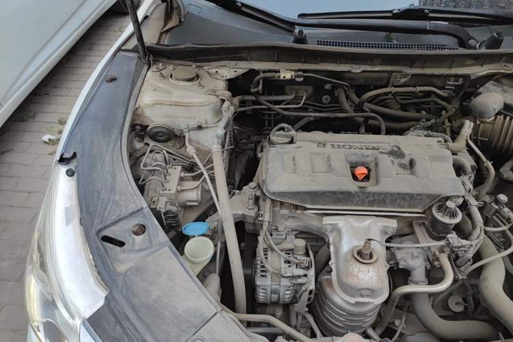 Used Honda Accord 2016 2.0L Elite Edition Engine Bay Right