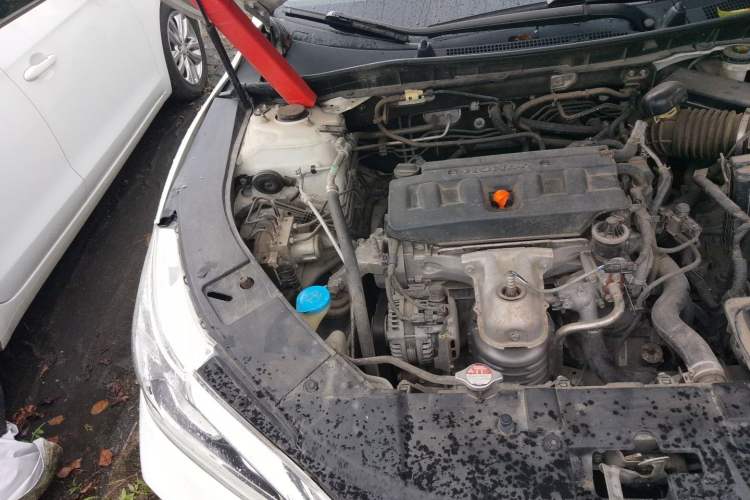 Used Honda Accord 2016 2.0L Comfort Edition Engine Bay Right
