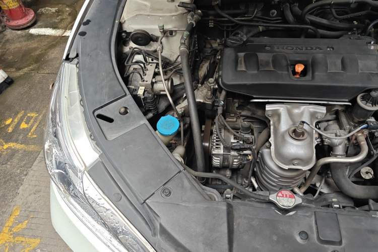 Used Honda Accord 2016 2.0L Comfort Edition Engine Bay Right