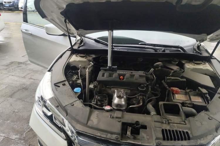 Used Honda Accord 2016 2.0L Elite Edition Engine Bay Right