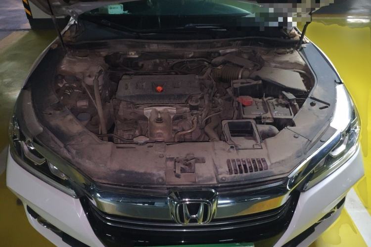 Used Honda Accord 2016 2.0L Comfort Edition Engine Bay