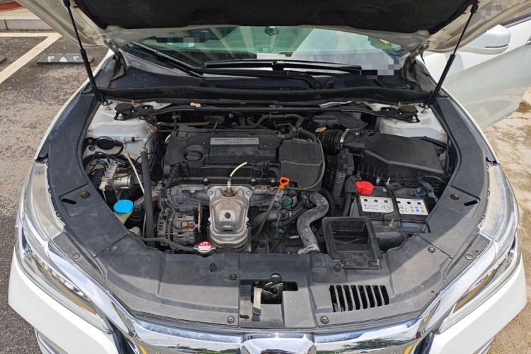 Used Honda Accord 2016 2.4L Luxury Edition Engine Bay