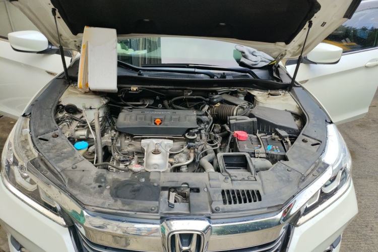Used Honda Accord 2016 2.0L Comfort Edition Engine Bay