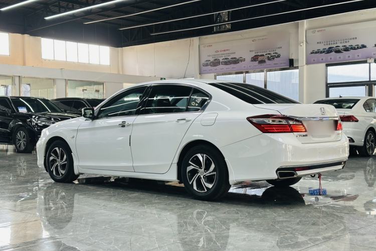 Used Honda Accord 2016 2.0L Comfort Edition Exterior 2