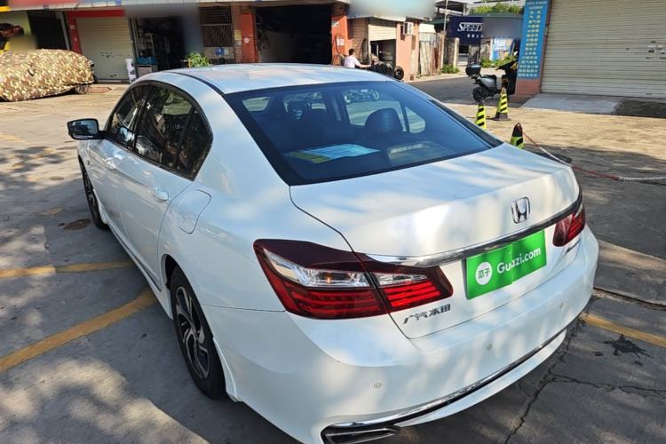 Used Honda Accord 2016 2.0L Comfort Edition Exterior 2