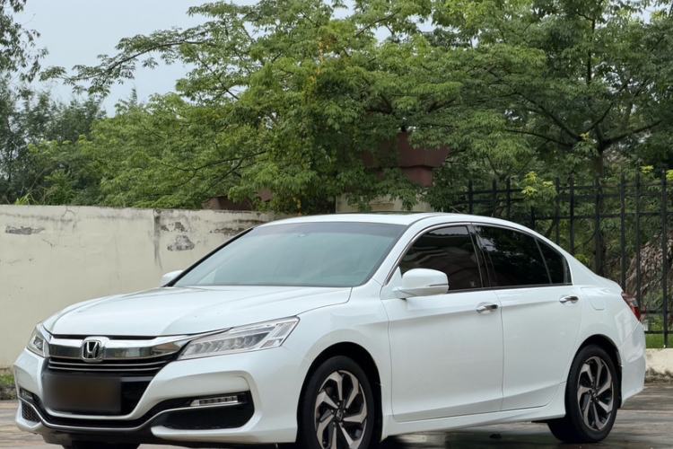 Used Honda Accord 2016 2.4L Comfort Edition Exterior 2