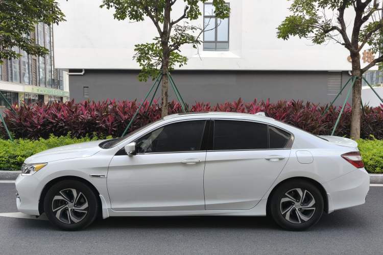 Used Honda Accord 2016 2.0L Elite Edition Exterior 2
