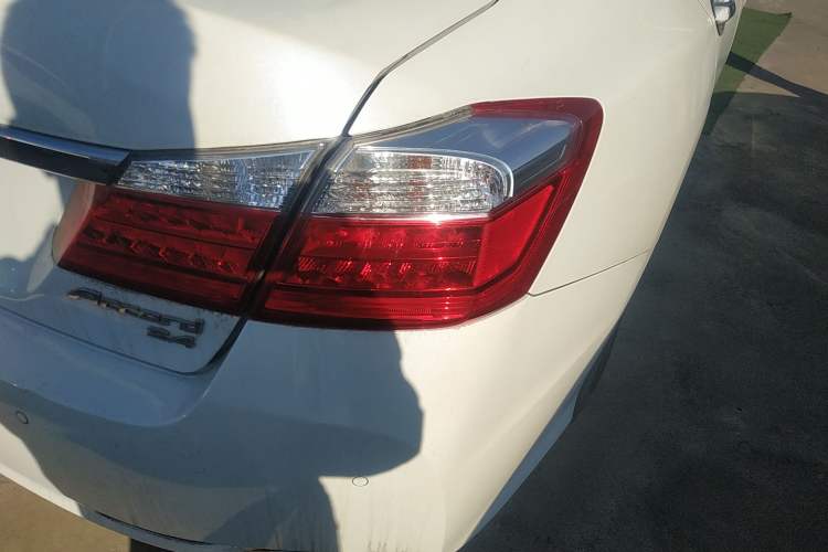 Used Honda Accord 2016 2.4L EX New Year Limited Edition Special Package Exterior 2