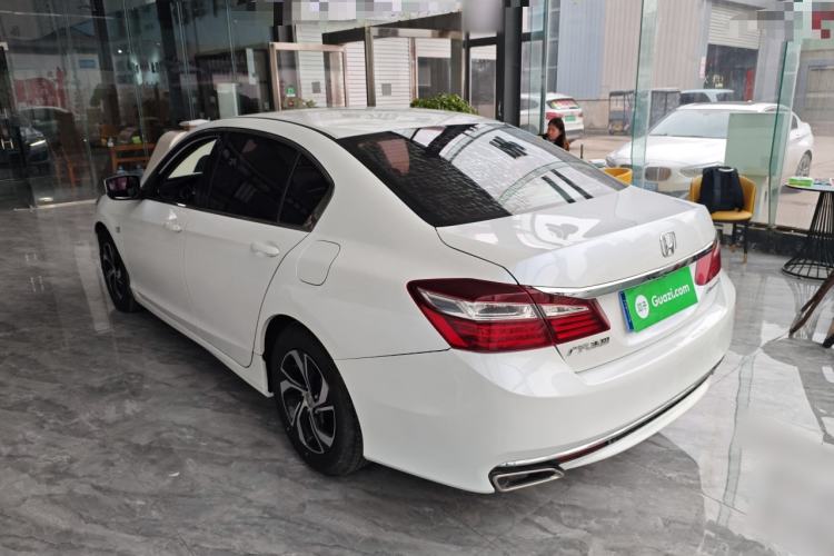 Used Honda Accord 2016 2.0L Elite Edition Exterior 2
