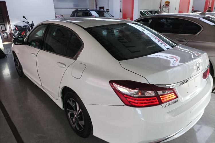 Used Honda Accord 2016 2.0L Comfort Edition Exterior 2