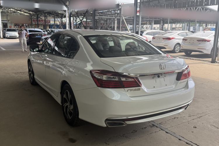 Used Honda Accord 2016 2.0L Comfort Edition Exterior 3