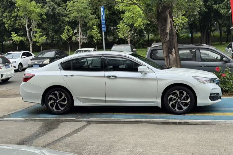 Used Honda Accord 2016 2.4L Prestige Edition Exterior 3