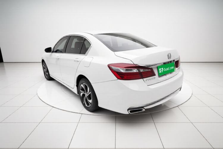 Used Honda Accord 2016 2.0L Luxury Edition Exterior 3