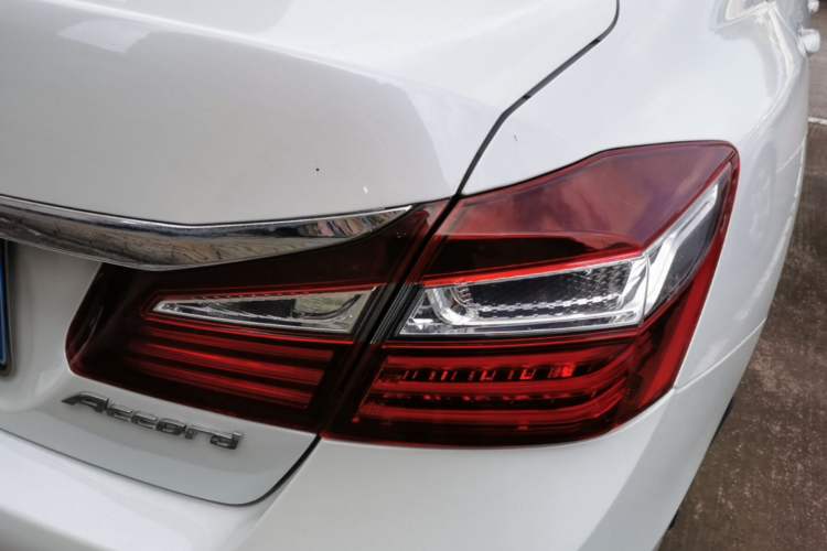 Used Honda Accord 2016 2.0L Elite Edition Exterior 3