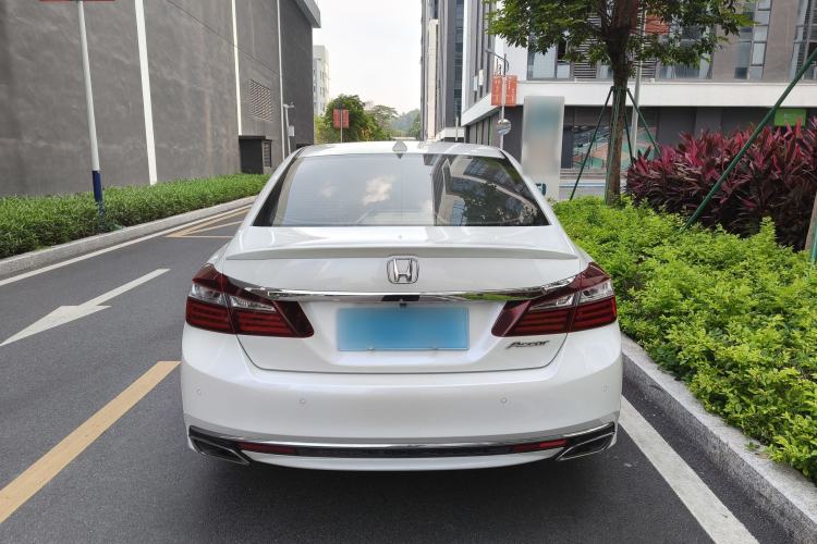 Used Honda Accord 2016 2.0L Elite Edition Exterior 3