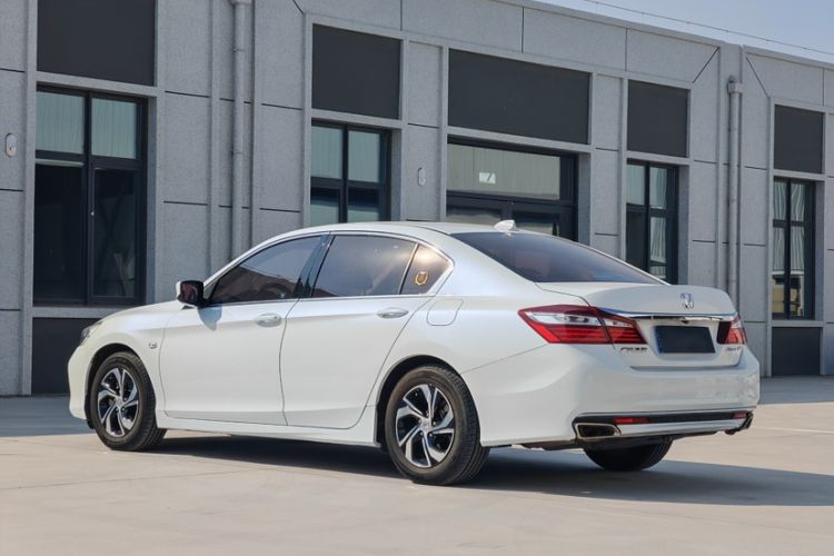 Used Honda Accord 2016 2.0L Elite Edition Exterior 4