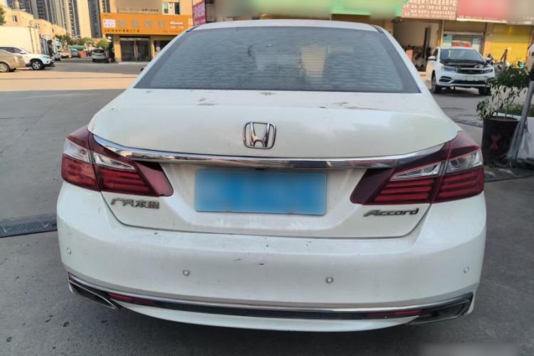Used Honda Accord 2016 2.0L Elite Edition Exterior 4