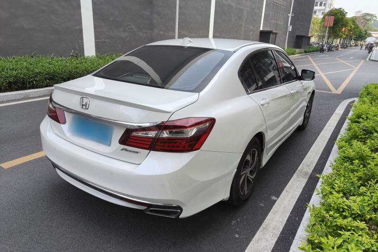 Used Honda Accord 2016 2.0L Elite Edition Exterior 4